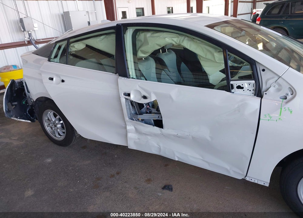 2022 TOYOTA PRIUS LE VIN: JTDKAMFU0N3168217