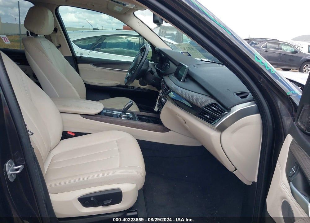 2016 BMW X5 SDRIVE35I VIN: 5UXKR2C59G0U17532