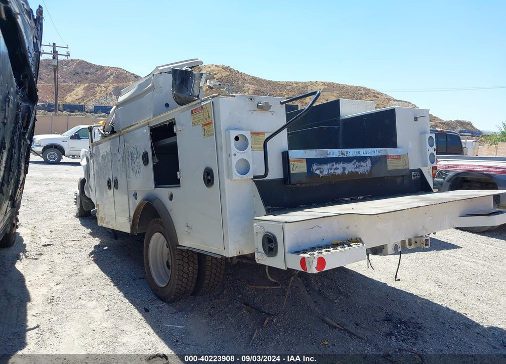2020 FORD F-550 CHASSIS XL VIN: 1FDUF5GT7LEE08091