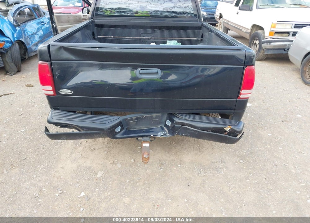 2004 DODGE DAKOTA SPORT/SXT VIN: 1D7HL38N84S506820