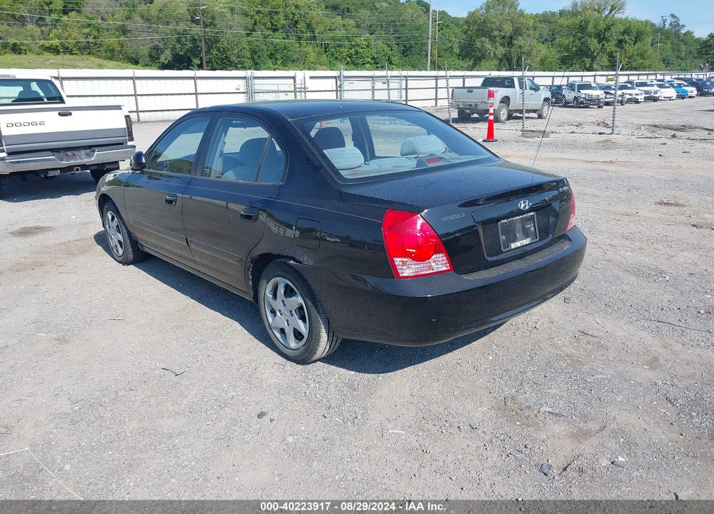 2005 HYUNDAI ELANTRA GLS/GT VIN: KMHDN46D75U188659