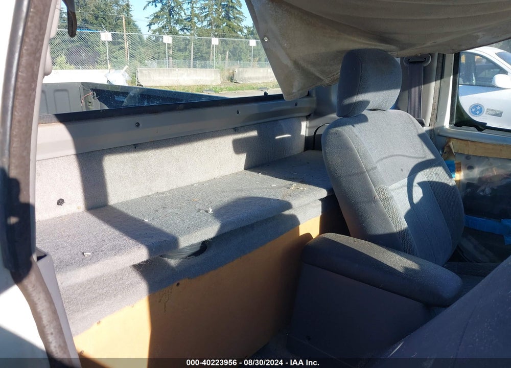 1998 NISSAN FRONTIER SE/XE VIN: 1N6DD26Y2WC372037