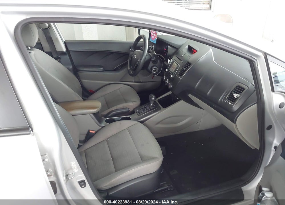 2016 KIA FORTE LX VIN: KNAFX4A62G5446628