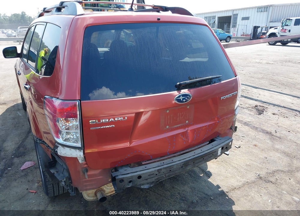2010 SUBARU FORESTER 2.5X PREMIUM VIN: JF2SH6CC8AH792476