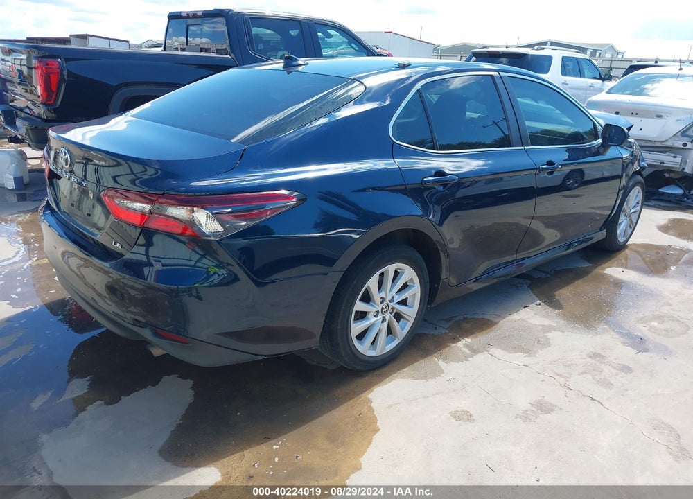 2021 TOYOTA CAMRY LE VIN: 4T1C11AK6MU612603