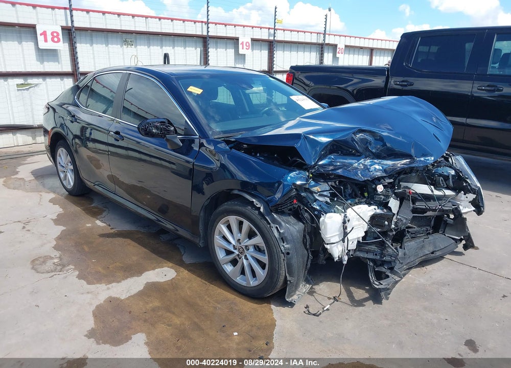 2021 TOYOTA CAMRY LE VIN: 4T1C11AK6MU612603
