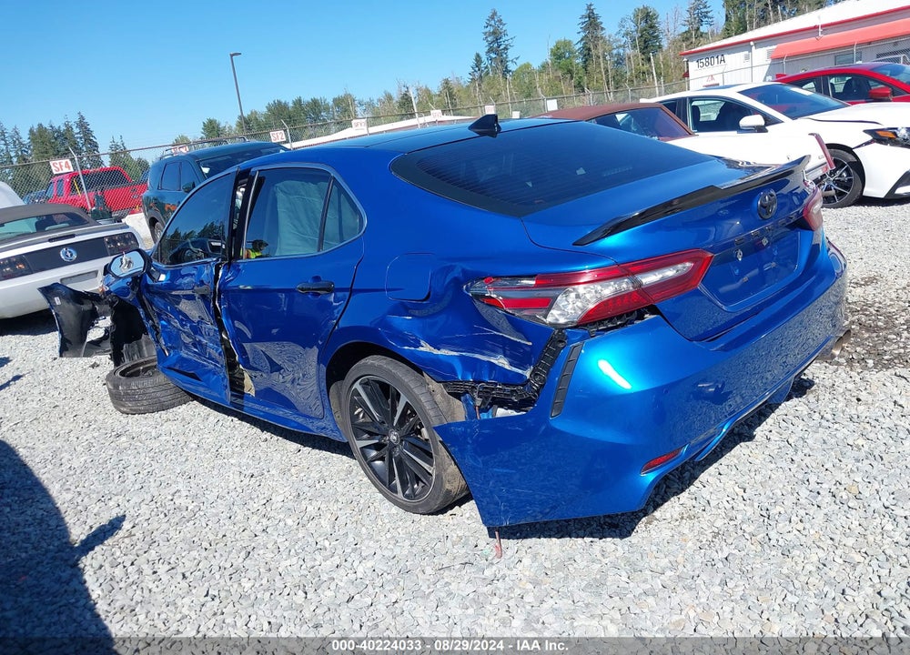 2018 TOYOTA CAMRY VIN: 4T1BZ1HK6JU007597