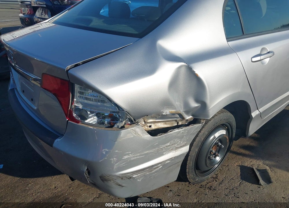 2010 HONDA CIVIC LX VIN: 19XFA1F53AE020056