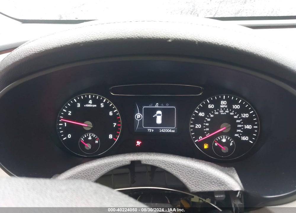2016 KIA SORENTO 3.3L LX VIN: 5XYPG4A51GG039132