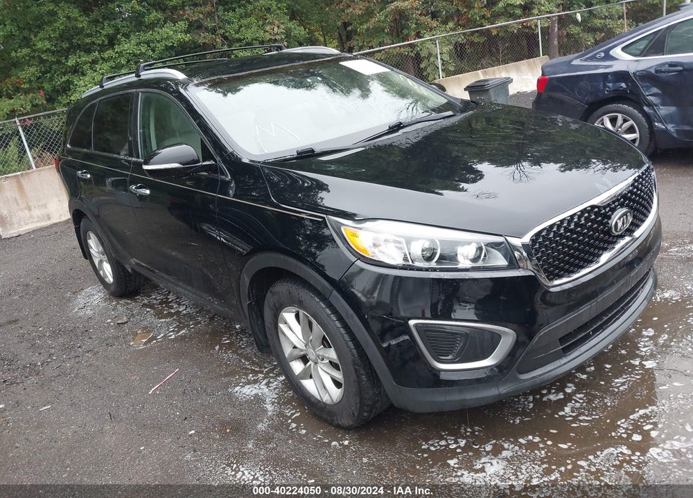 2016 KIA SORENTO 3.3L LX VIN: 5XYPG4A51GG039132