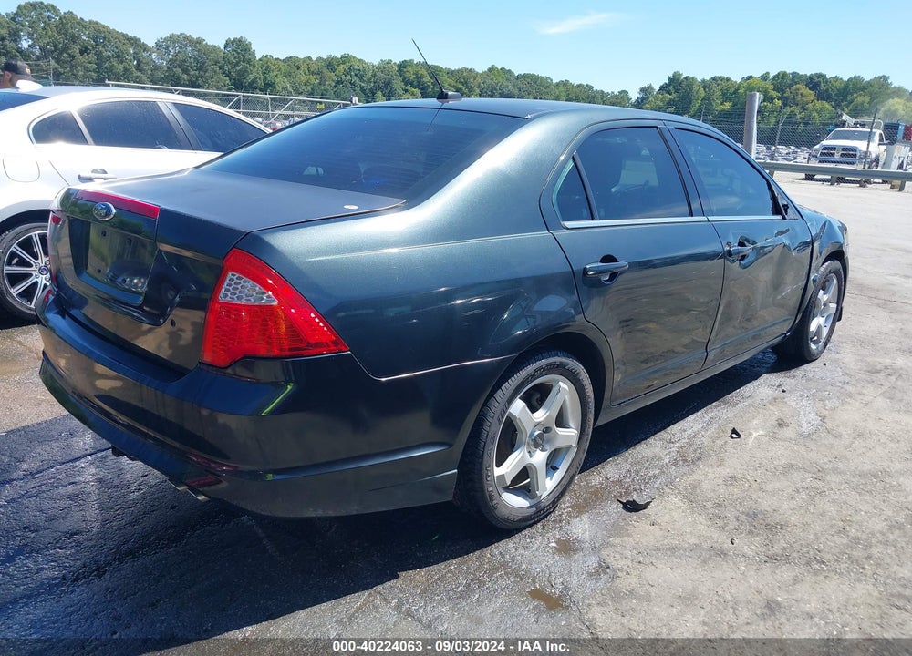 2010 FORD FUSION SE VIN: 3FAHP0HA7AR261905