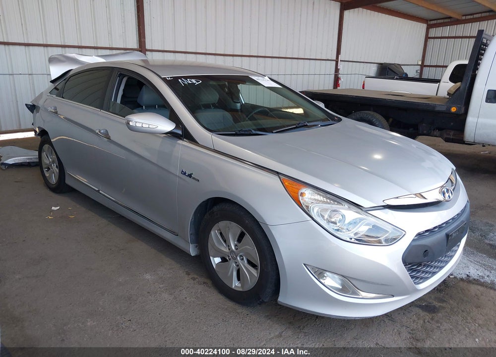 2014 HYUNDAI SONATA HYBRID VIN: KMHEC4A41EA110106