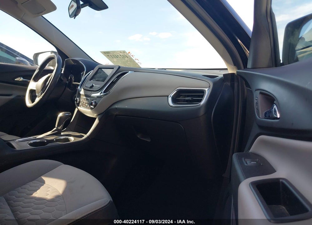 2019 CHEVROLET EQUINOX LT VIN: 2GNAXKEV6K6220194