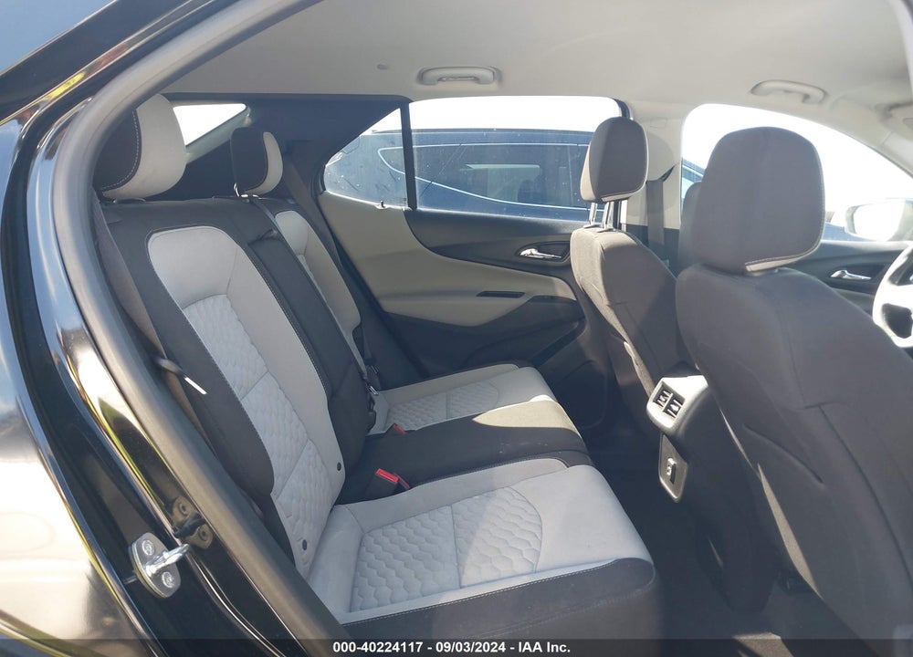 2019 CHEVROLET EQUINOX LT VIN: 2GNAXKEV6K6220194