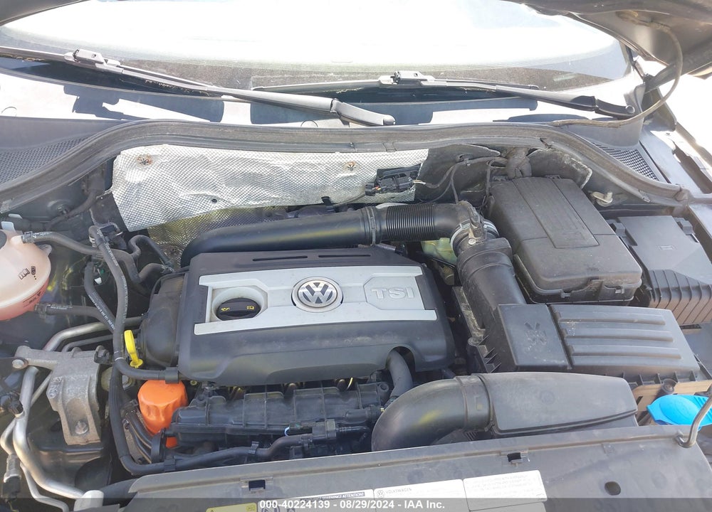2017 VOLKSWAGEN TIGUAN 2.0T/2.0T S VIN: WVGBV7AX5HK027771