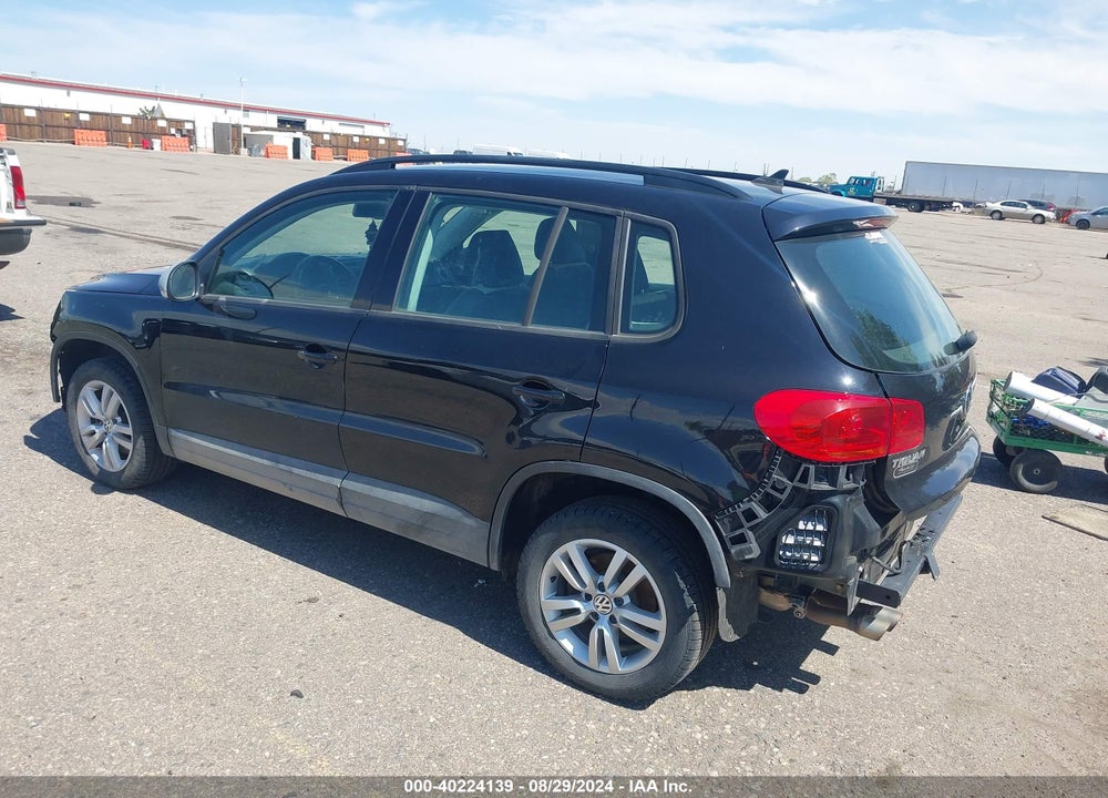 2017 VOLKSWAGEN TIGUAN 2.0T/2.0T S VIN: WVGBV7AX5HK027771