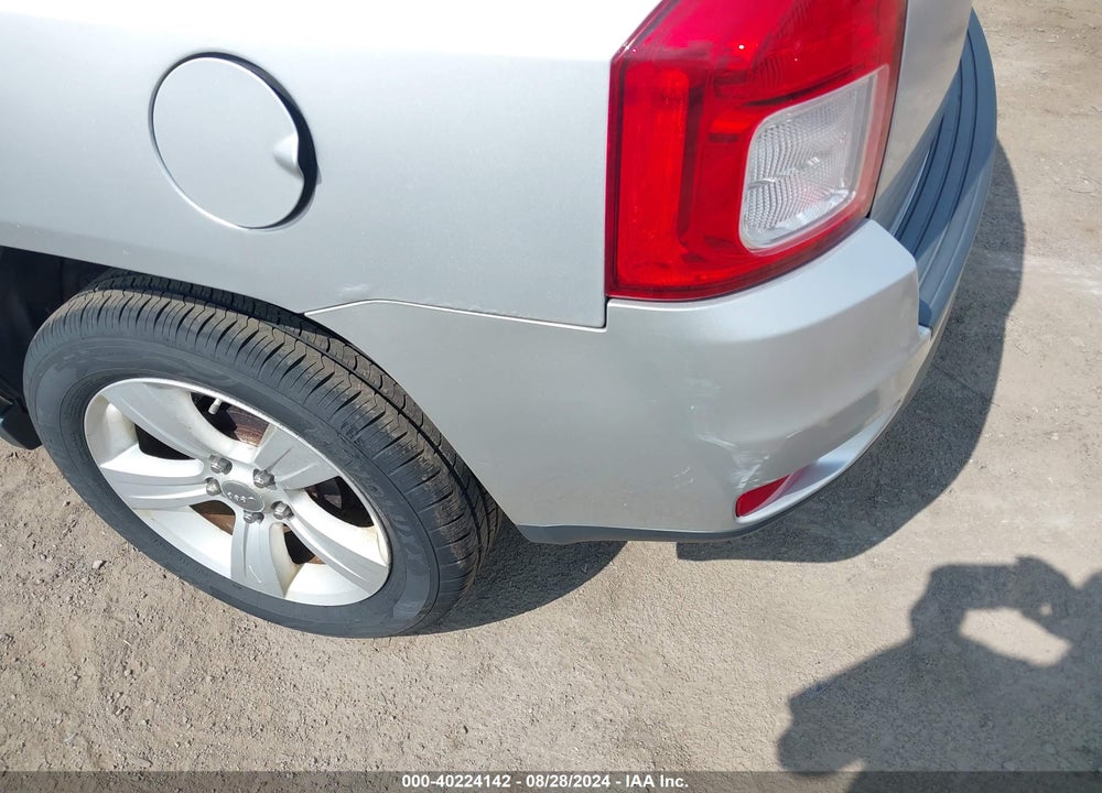 2011 JEEP COMPASS VIN: 1J4NT1FBXBD236561