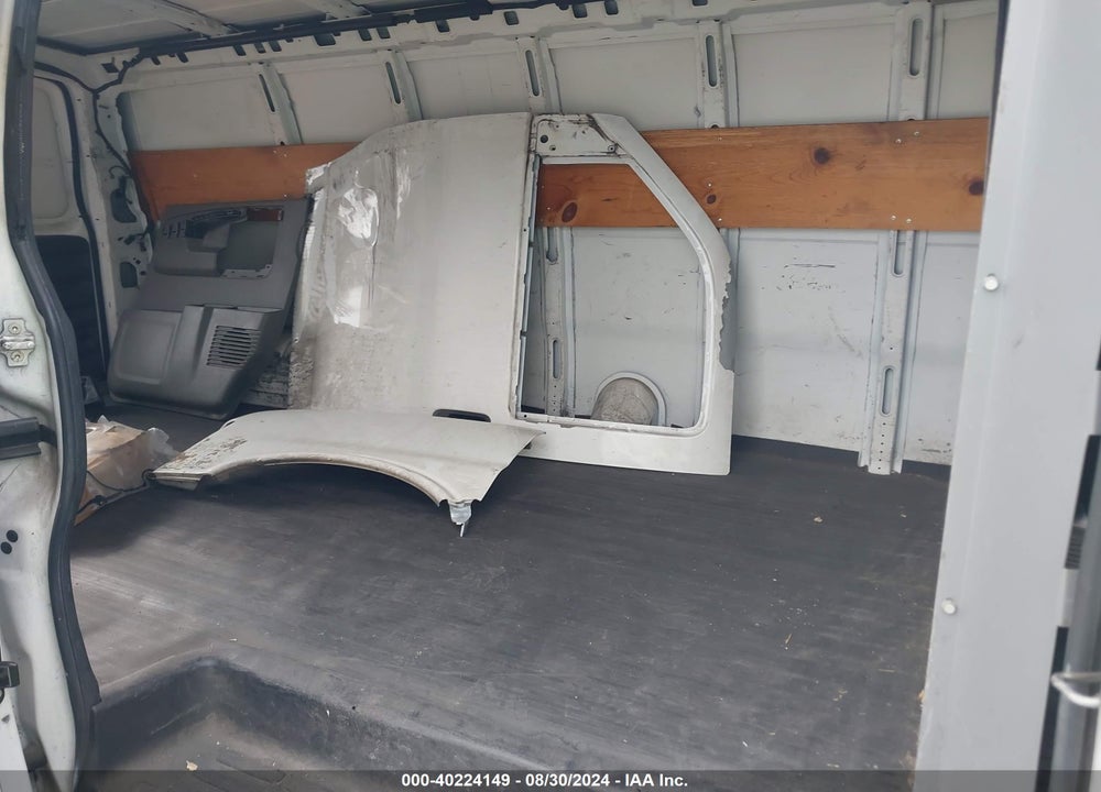2011 CHEVROLET EXPRESS 2500 WORK VAN VIN: 1GCWGGCA7B1104243