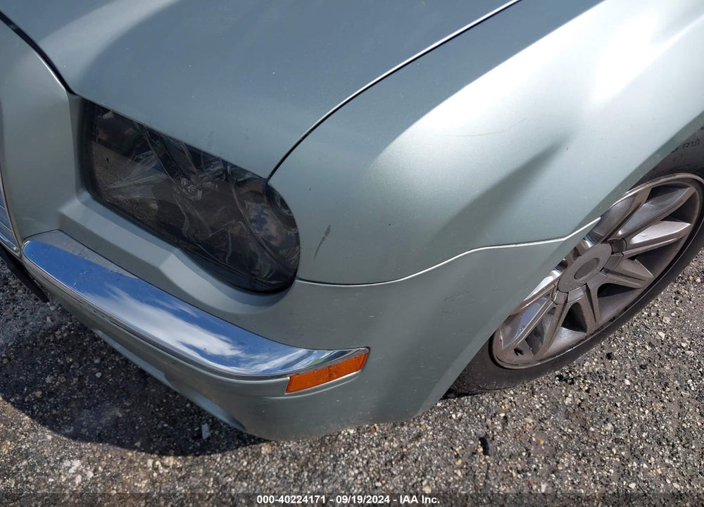 2006 CHRYSLER 300 C VIN: 2C3KA63H26H272200
