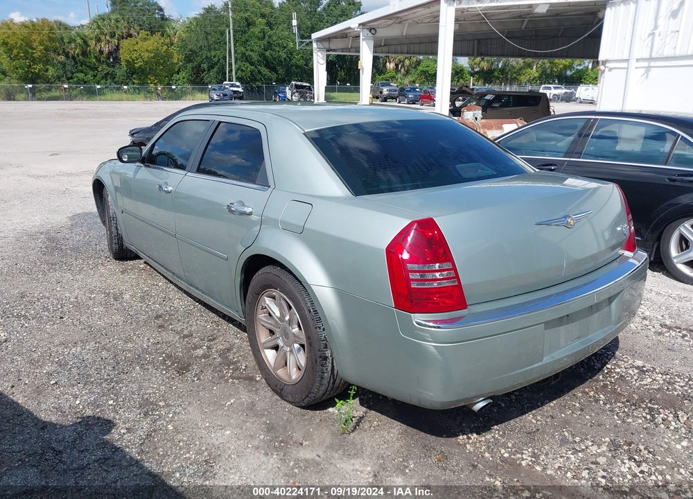 2006 CHRYSLER 300 C VIN: 2C3KA63H26H272200