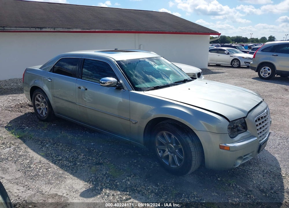 2006 CHRYSLER 300 C VIN: 2C3KA63H26H272200