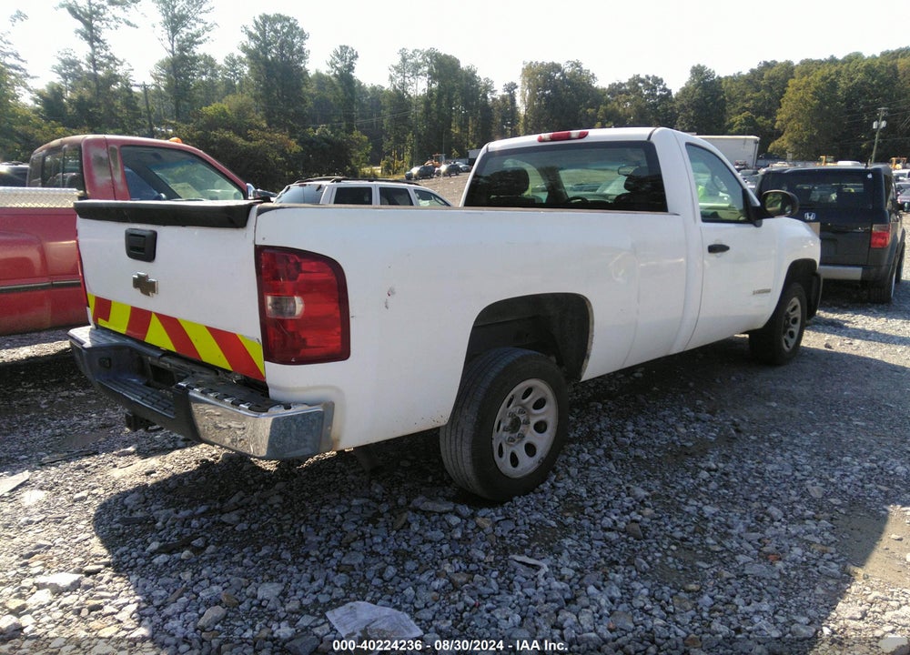 2008 CHEVROLET SILVERADO 1500 WORK TRUCK VIN: 1GCEC14CX8Z100573