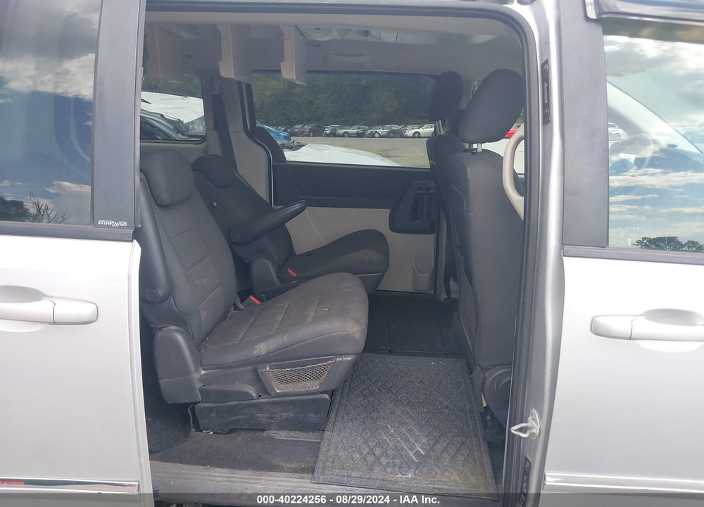 2009 DODGE GRAND CARAVAN SXT VIN: 2D8HN54179R626167