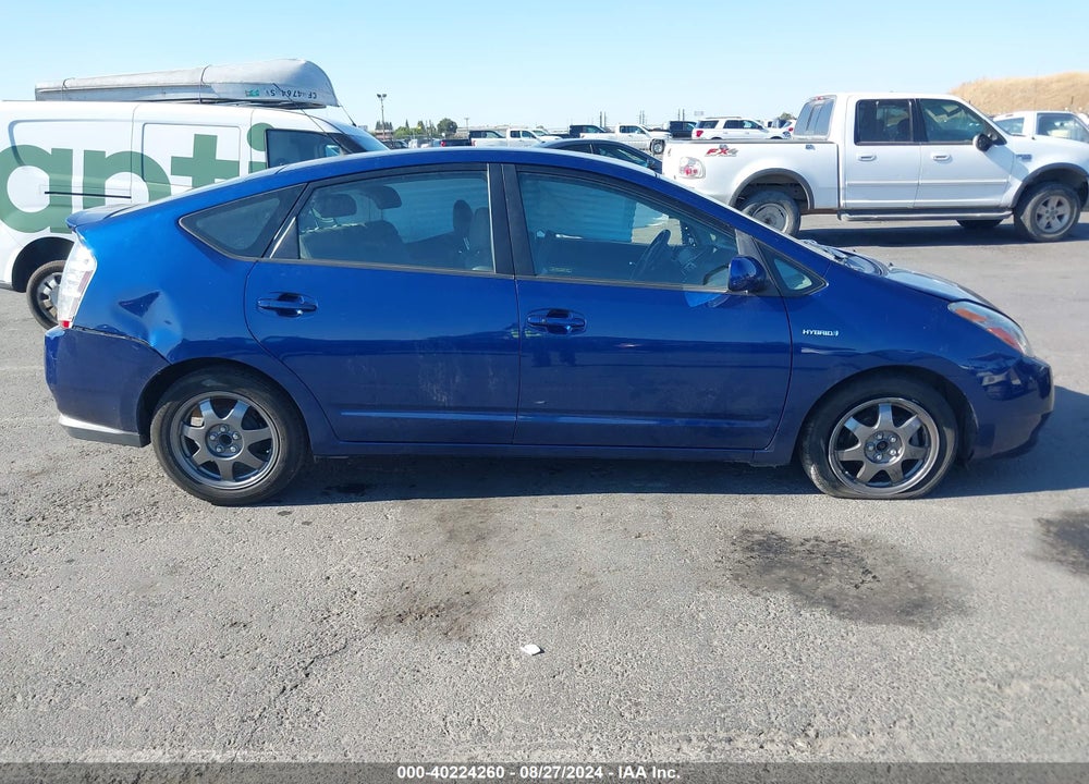 2009 TOYOTA PRIUS TOURING VIN: JTDKB20U797866784