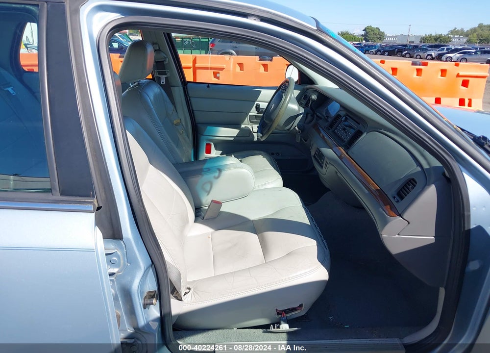 2003 FORD CROWN VICTORIA LX VIN: 2FAFP74WX3X162811