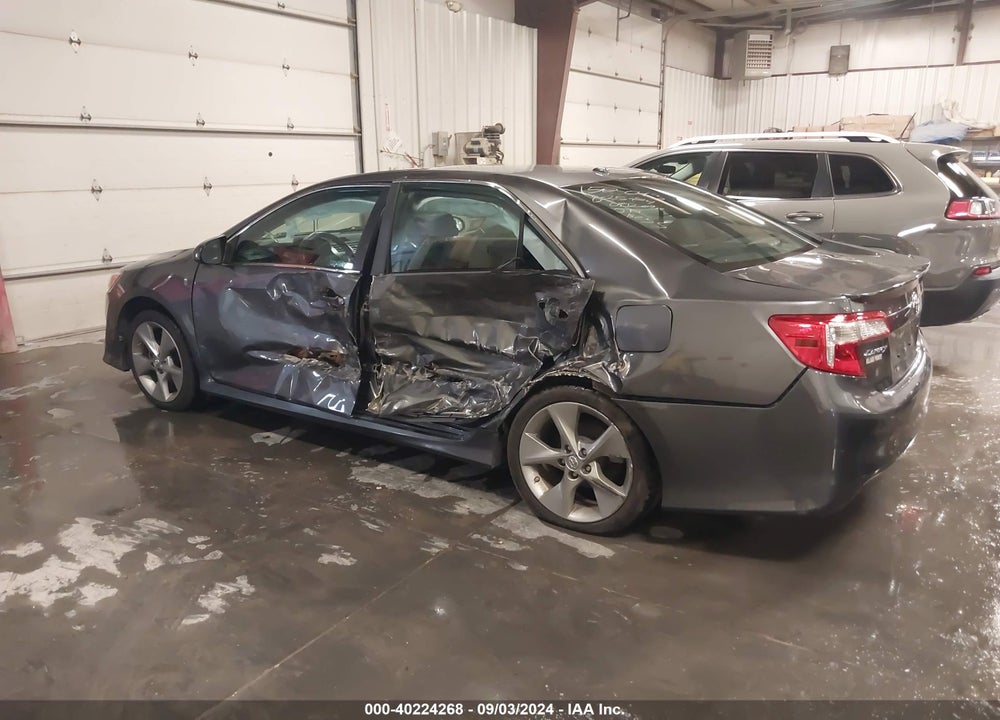 2014 TOYOTA CAMRY SE V6 VIN: 4T1BK1FK6EU553068