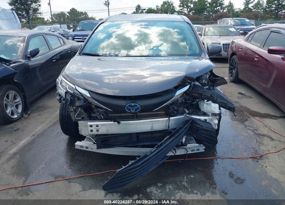 2021 TOYOTA SIENNA LE VIN: 5TDKRKEC0MS031345