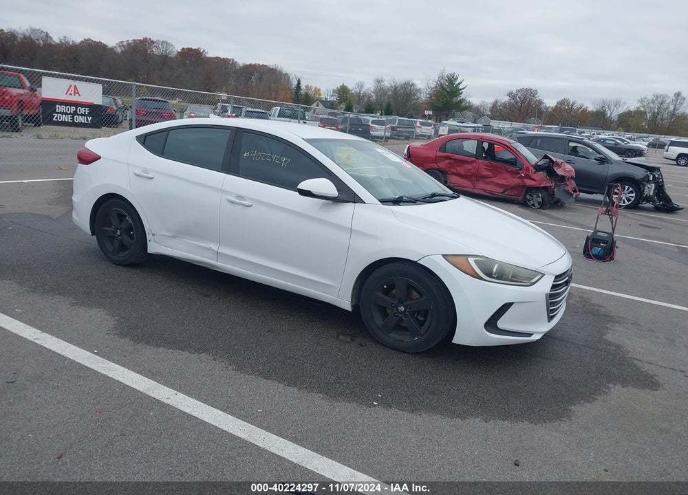 2018 HYUNDAI ELANTRA SEL VIN: 5NPD84LF3JH387522