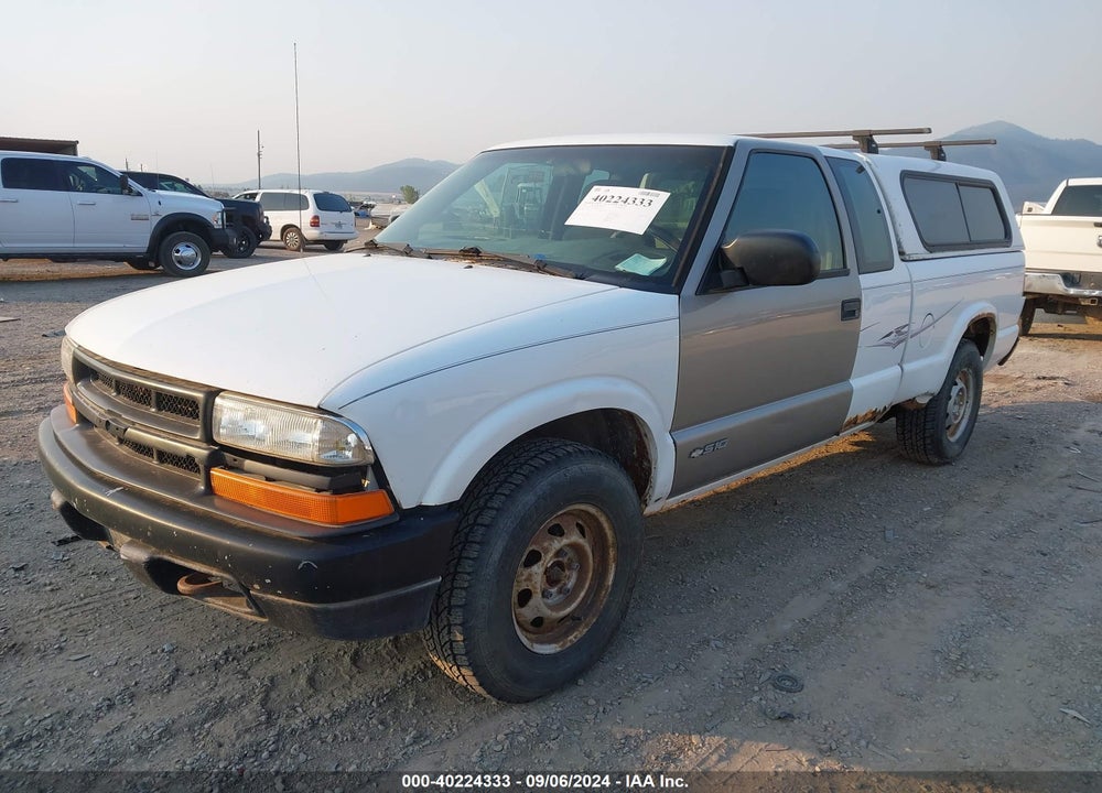 2003 CHEVROLET S-10 VIN: 1GCDT19X338274457