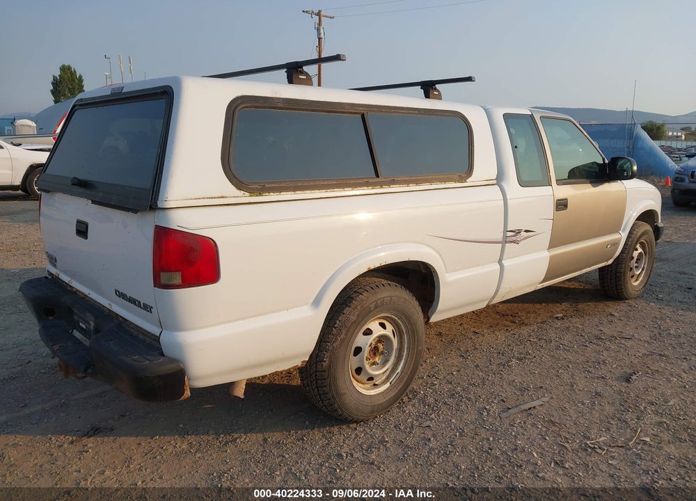 2003 CHEVROLET S-10 VIN: 1GCDT19X338274457