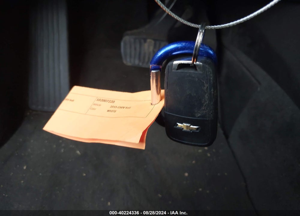 2015 CHEVROLET VOLT VIN: 1G1RB6E42FU112244