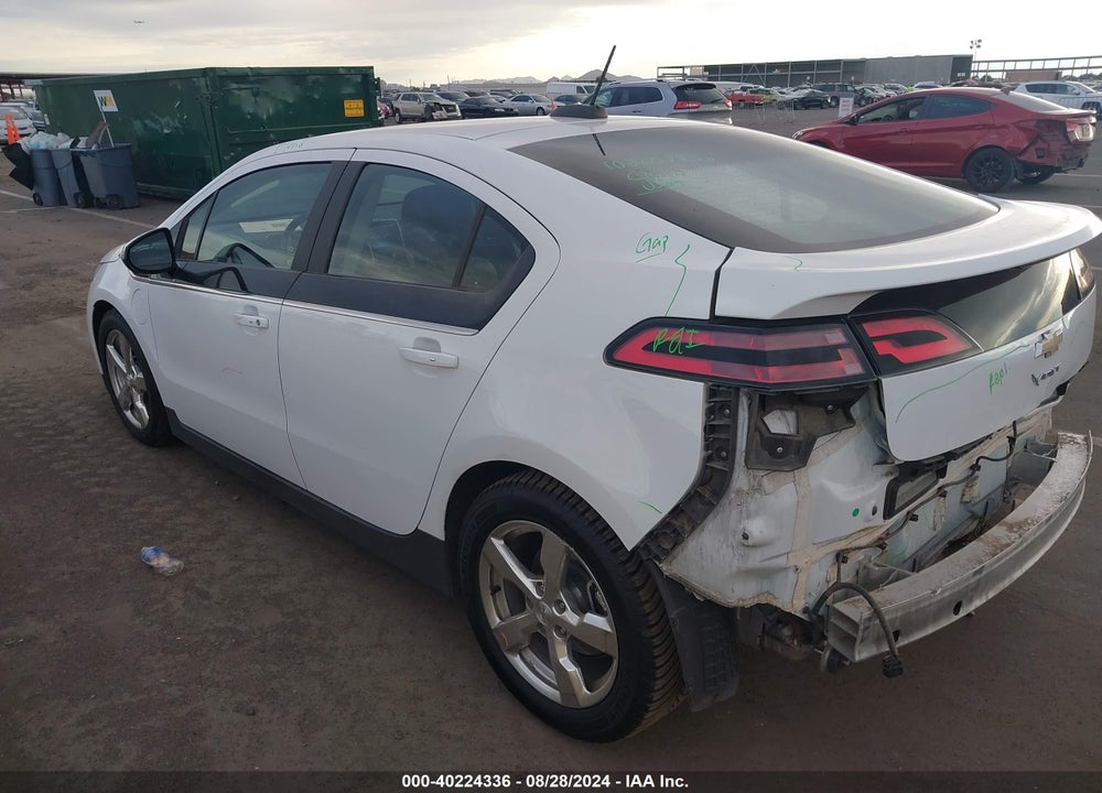 2015 CHEVROLET VOLT VIN: 1G1RB6E42FU112244