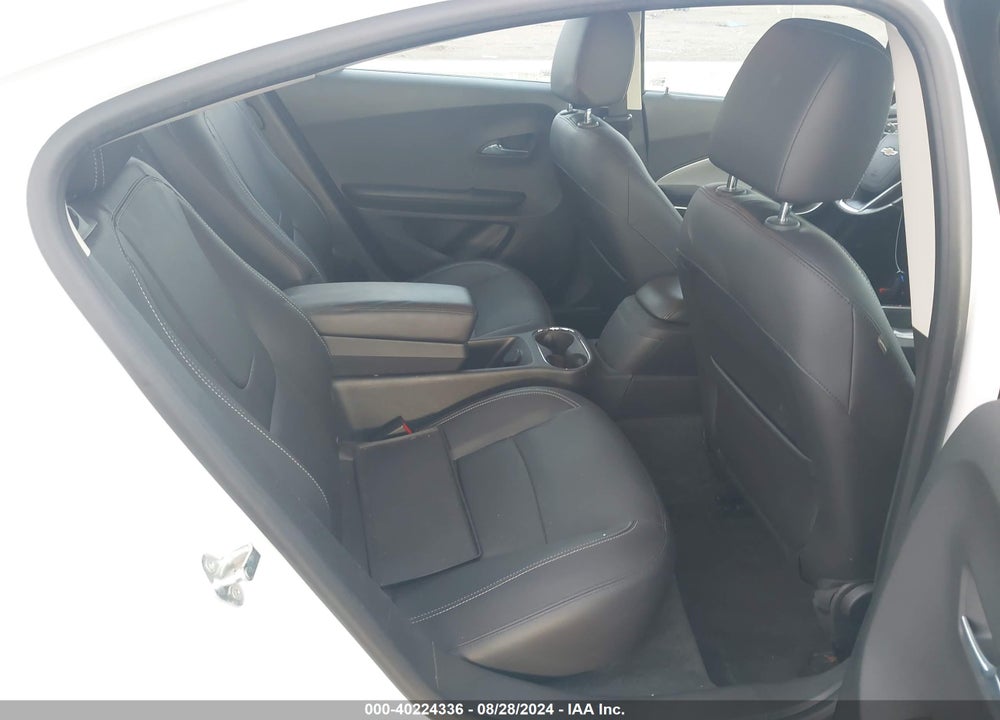 2015 CHEVROLET VOLT VIN: 1G1RB6E42FU112244