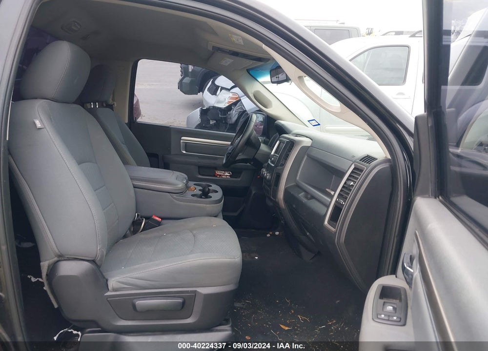 2014 RAM 1500 EXPRESS VIN: 3C6JR6AT4EG185041