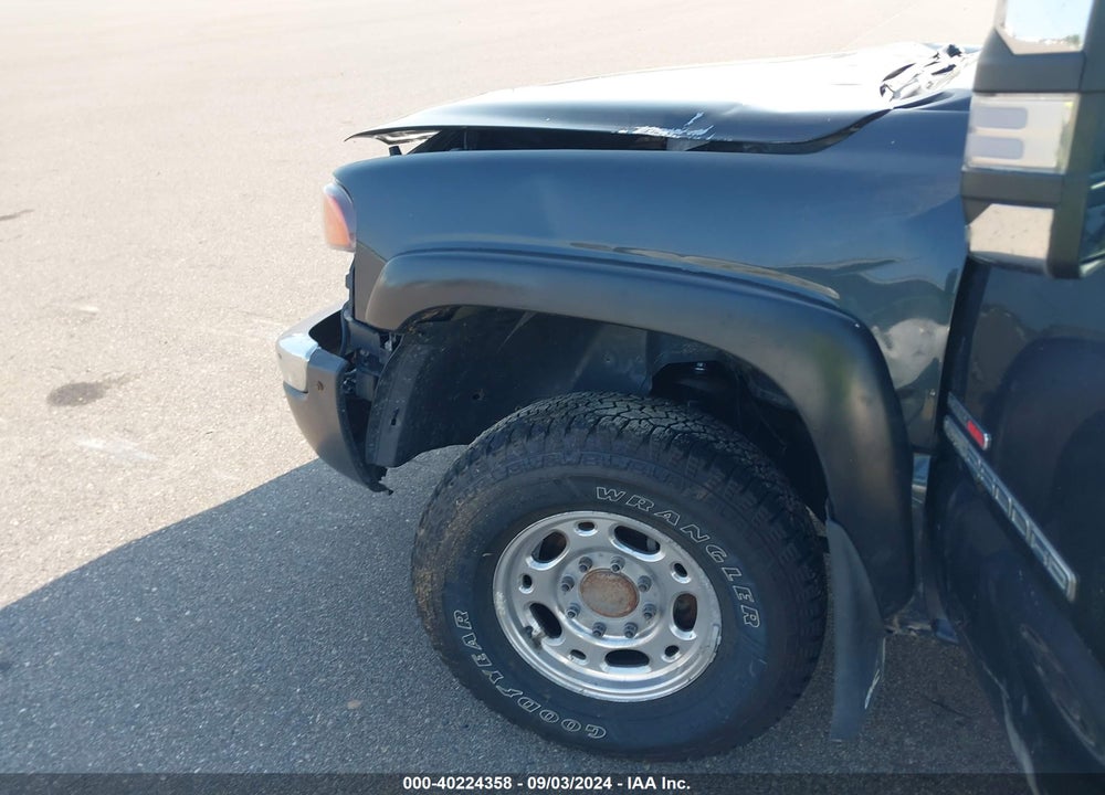 2004 GMC SIERRA 2500HD SLE VIN: 1GTHK23194F119911