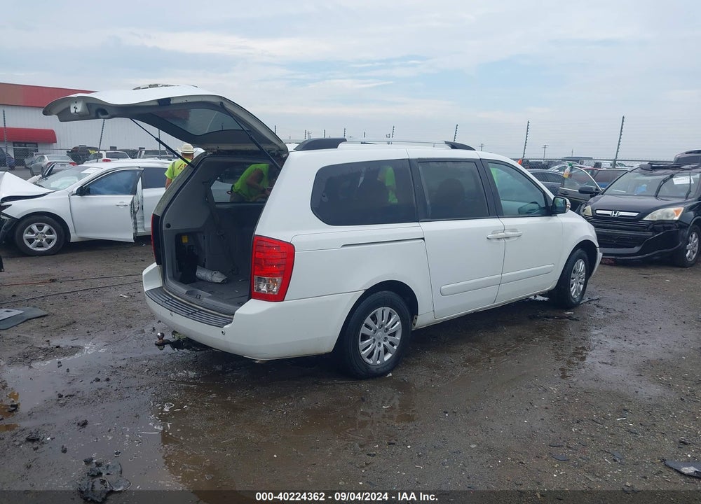 2011 KIA SEDONA LX VIN: KNDMG4C79B6364432