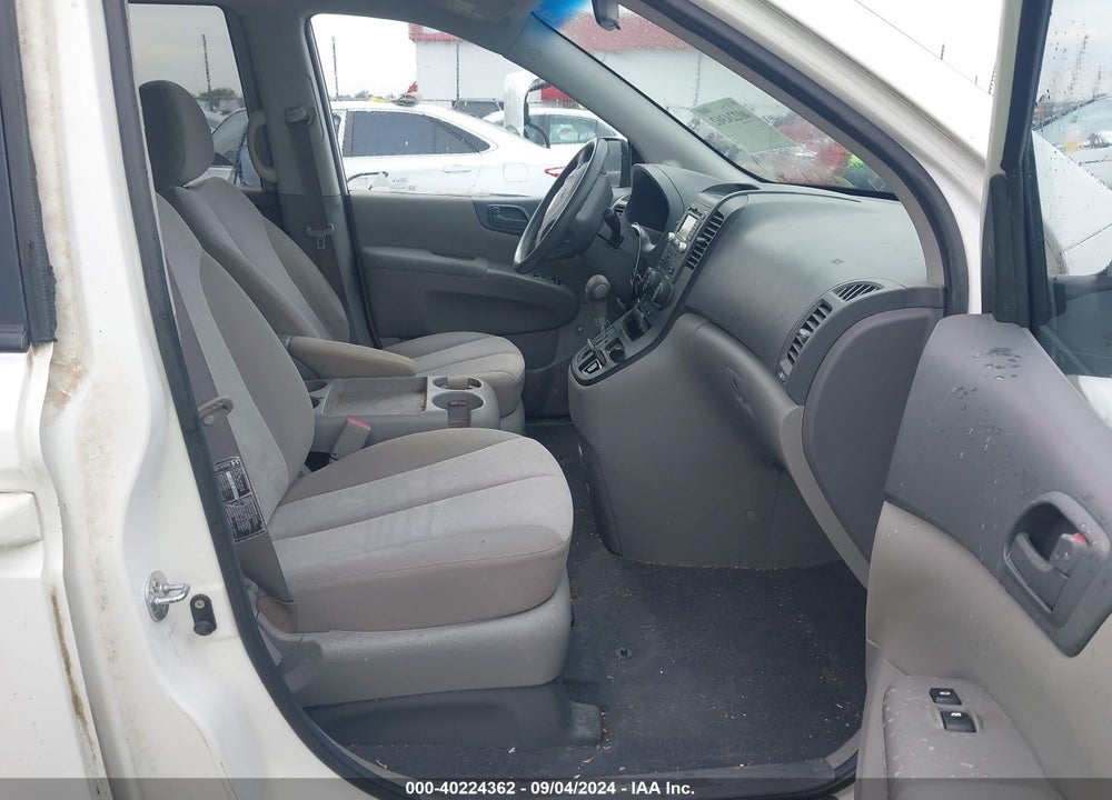 2011 KIA SEDONA LX VIN: KNDMG4C79B6364432