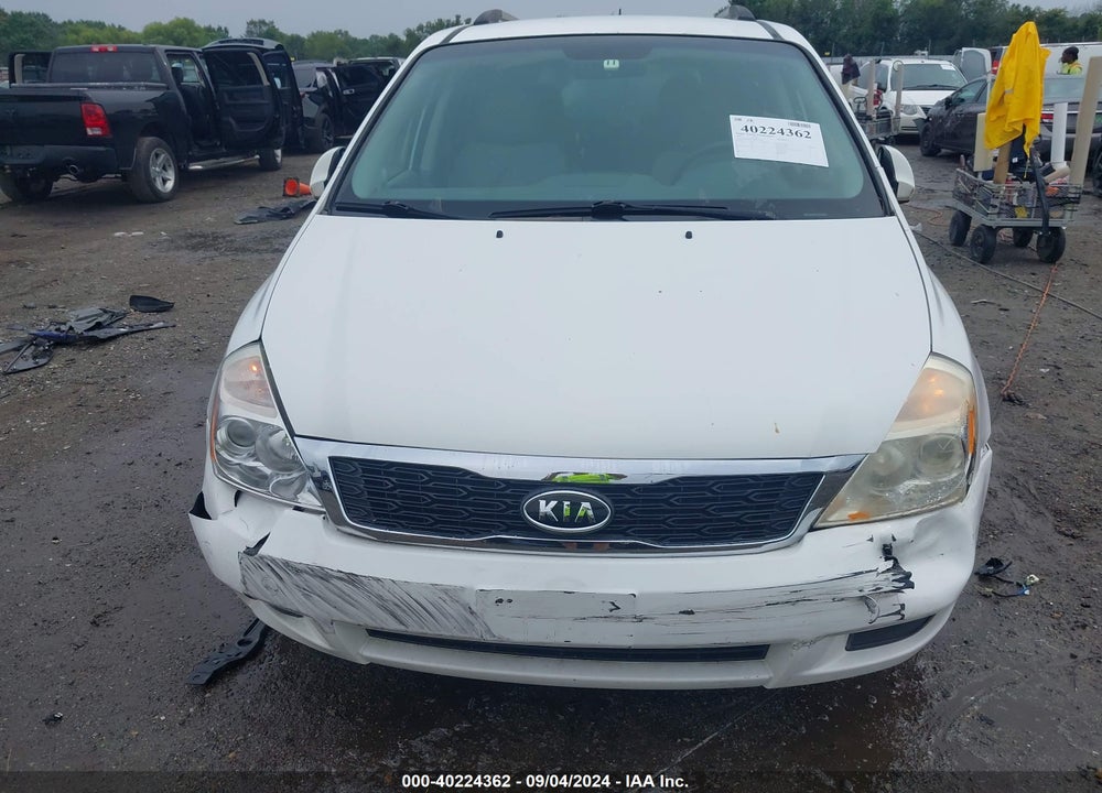 2011 KIA SEDONA LX VIN: KNDMG4C79B6364432