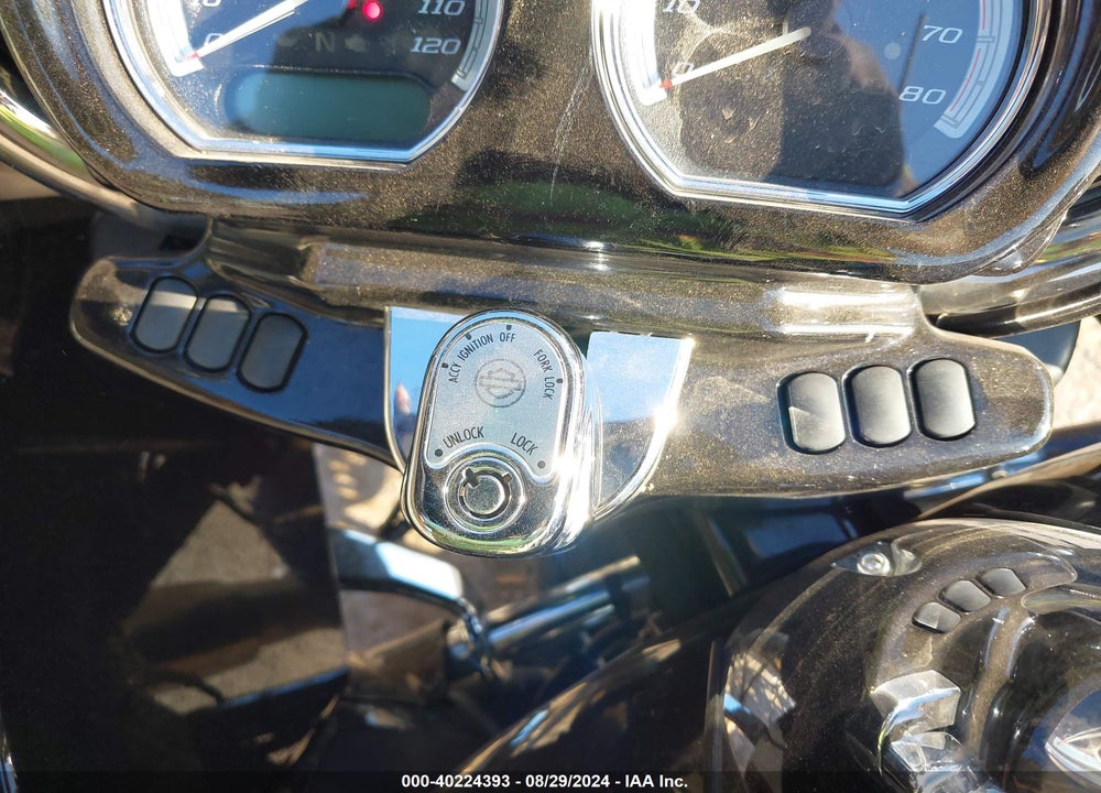 2022 HARLEY-DAVIDSON FLTRK VIN: 1HD1KZF13NB622508