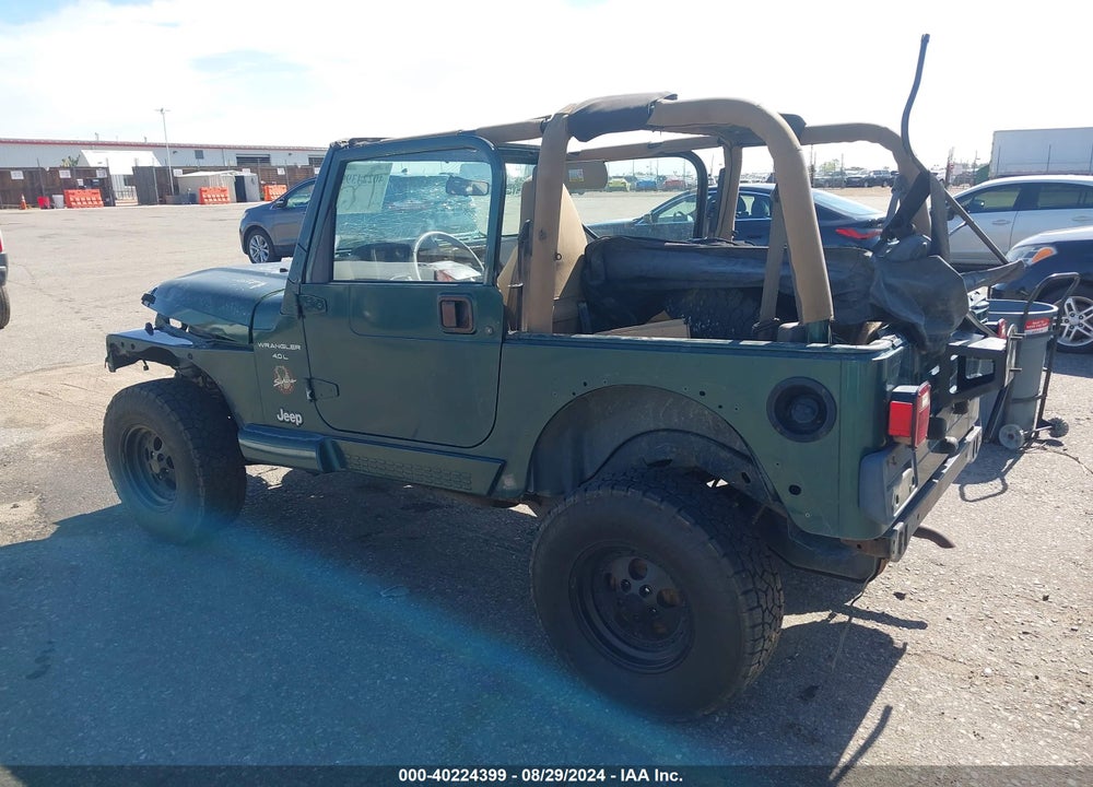2000 JEEP WRANGLER SAHARA VIN: 1J4FA59S7YP725200