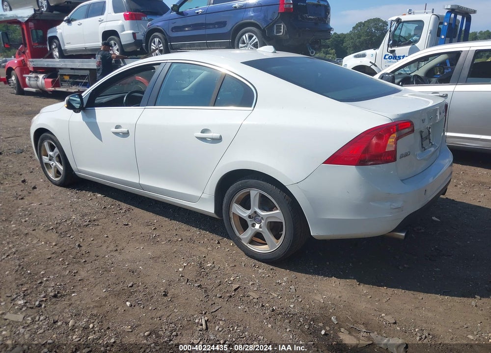 2012 VOLVO S60 T5 VIN: YV1622FS1C2130526