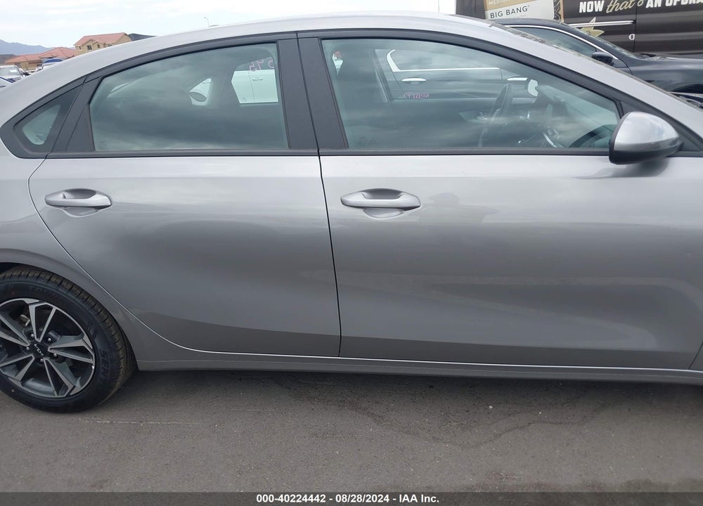 2023 KIA FORTE LXS VIN: 3KPF24AD8PE595226