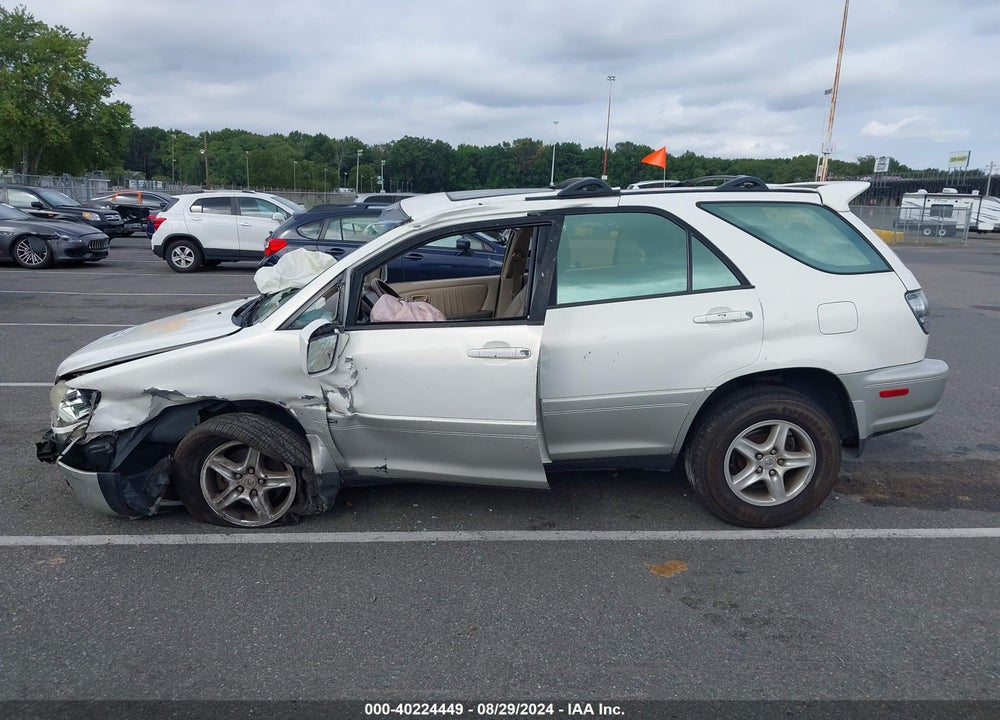 2003 LEXUS RX 300 VIN: JTJHF10UX30310829