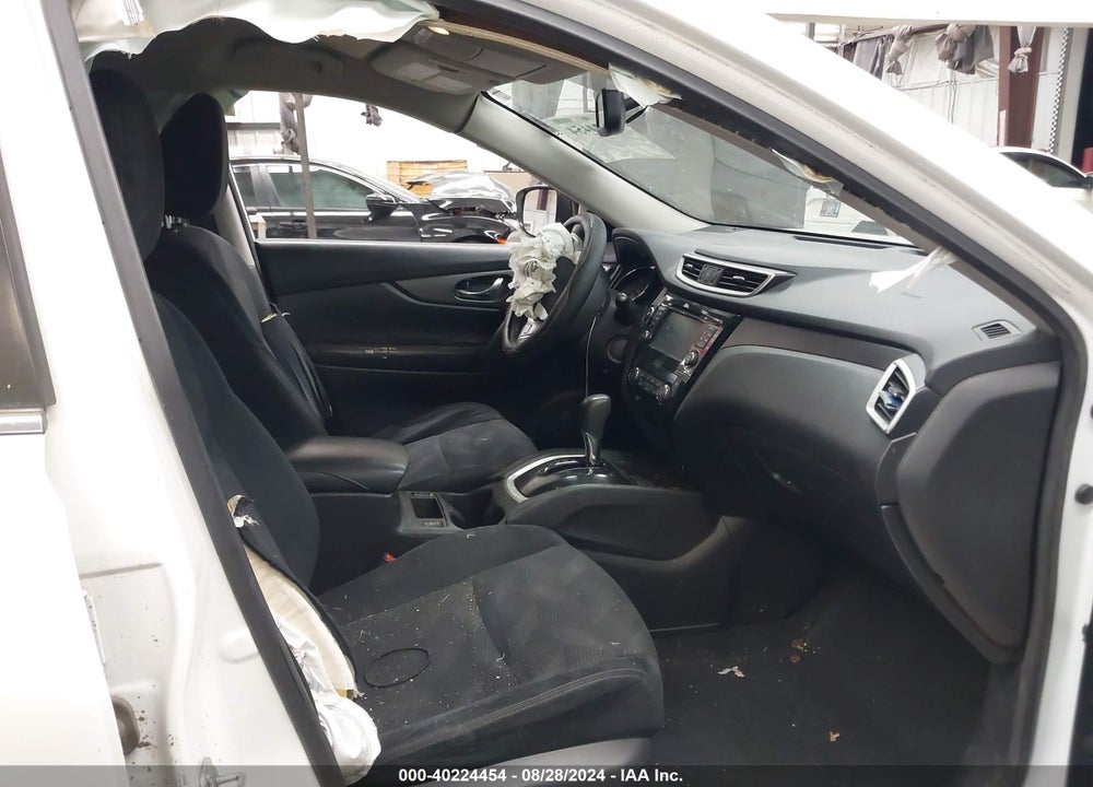 2015 NISSAN ROGUE SV VIN: 5N1AT2MT6FC822428