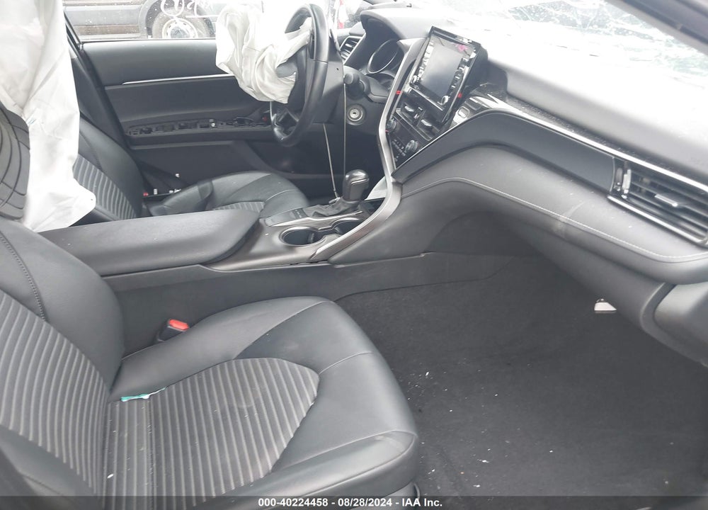 2022 TOYOTA CAMRY SE VIN: 4T1G11AK2NU670792