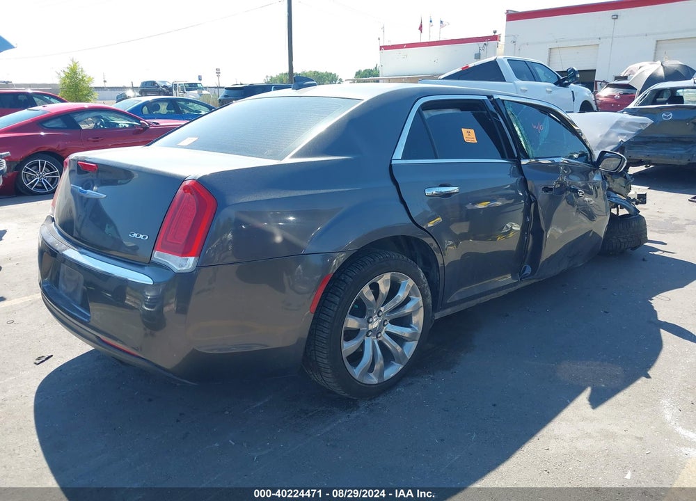 2019 CHRYSLER 300 LIMITED VIN: 2C3CCAEGXKH566136